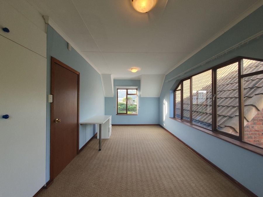 2 Bedroom Property for Sale in Hersham Western Cape